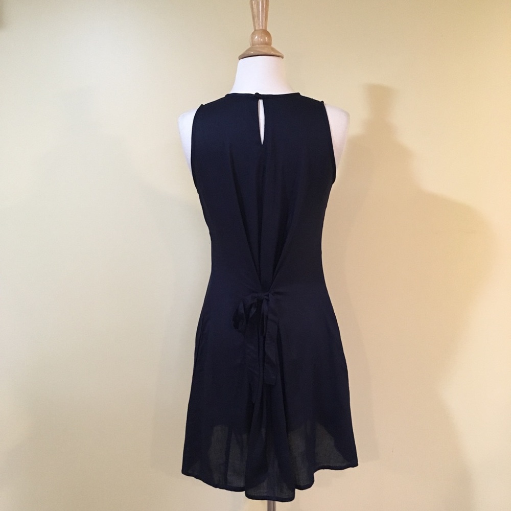 Chic Tie Back A Line Sleeveless Dress w Pockets Midnight - Picture 5 of 5